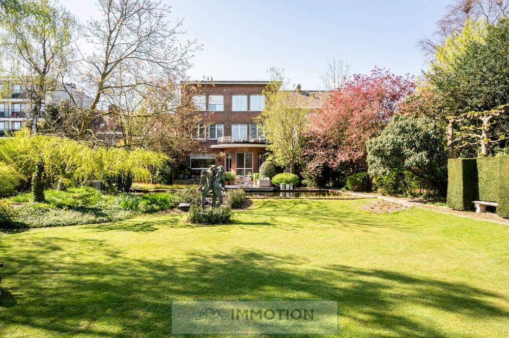 Loft te  koop in Kortrijk 8500 925000.00€ 3 slaapkamers m² - Zoekertje 450491