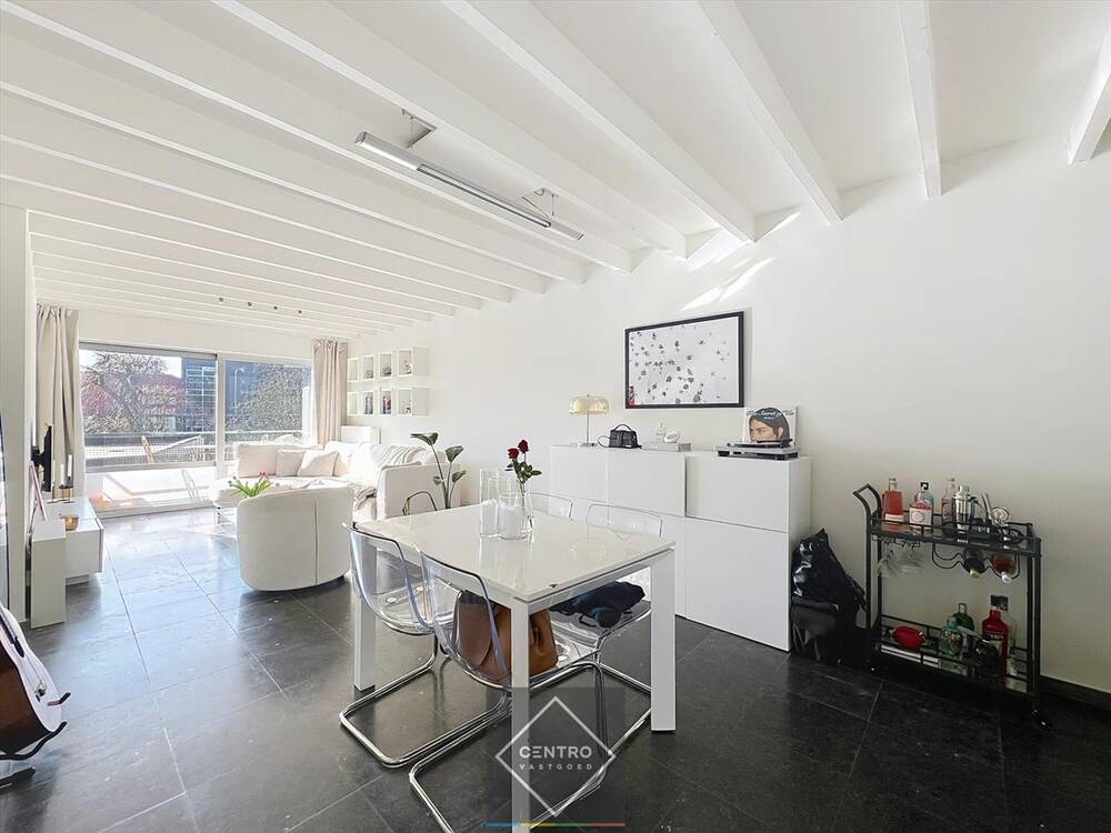 Handelszaak te koop in Rumbeke 8800 340000.00€ 2 slaapkamers 147.10m² - Zoekertje 452278