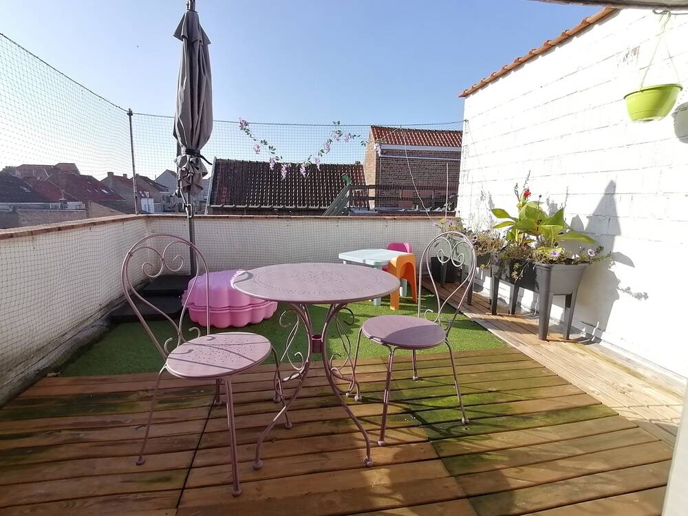 Huis te koop in De Panne 8660 425000.00€ 6 slaapkamers m² - Zoekertje 451556