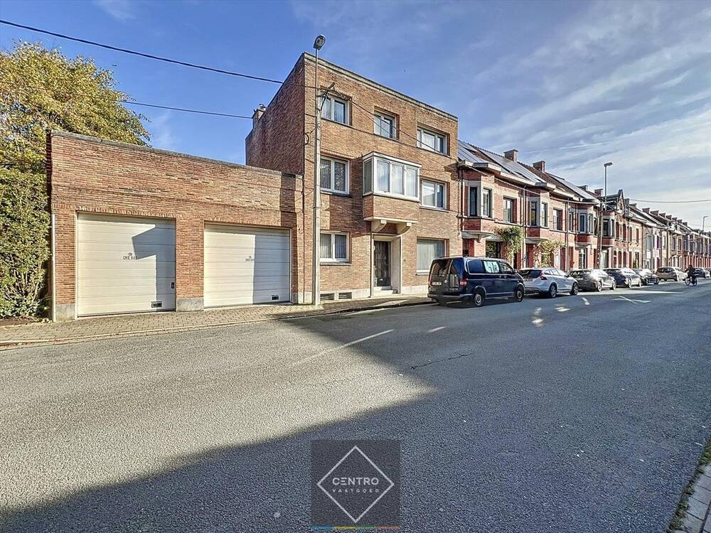 Huis te  koop in Roeselare 8800 495000.00€ 7 slaapkamers 623.00m² - Zoekertje 452268