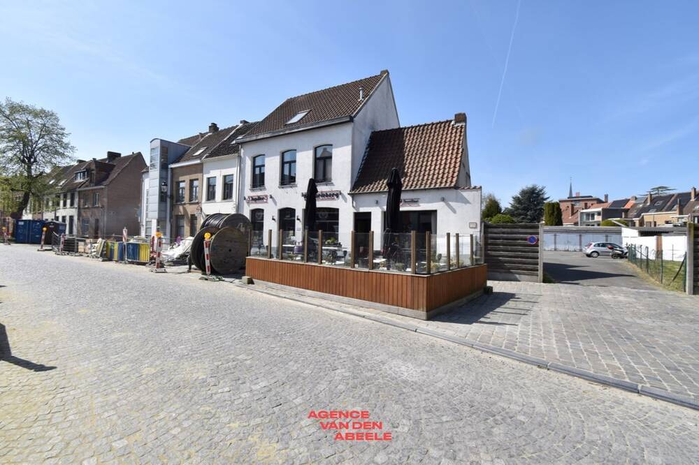 Handelszaak te koop in Brugge 8000 790000.00€ slaapkamers m² - Zoekertje 450411