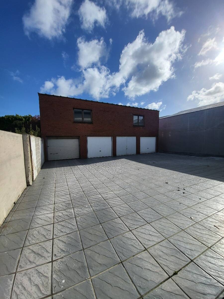 Parking & garage te  huur in Vlamertinge 8908 75.00€ 0 slaapkamers m² - Zoekertje 453187
