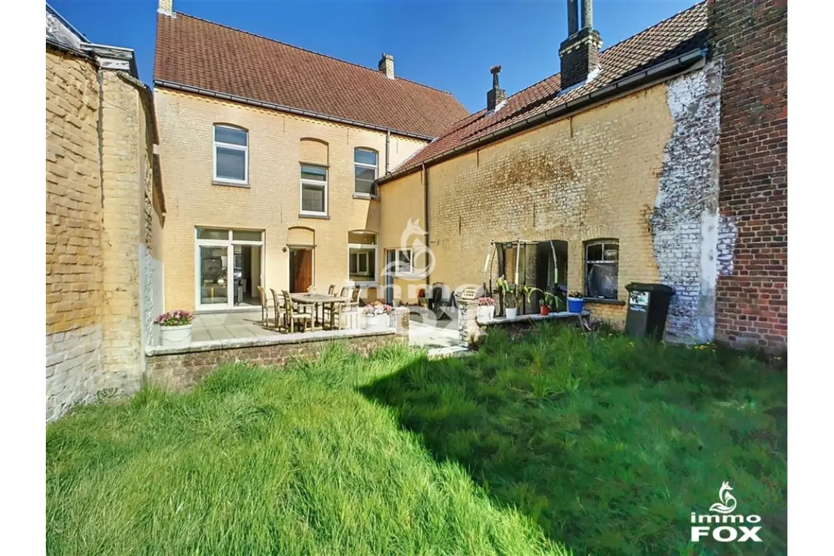 Huis te  koop in Beveren 8791 275000.00€ 3 slaapkamers 220.00m² - Zoekertje 453361