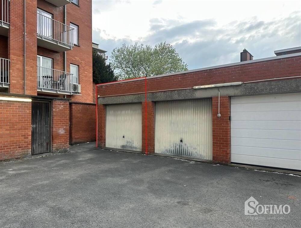 Parking & garage te koop in Roeselare 8800 25000.00€ slaapkamers m² - Zoekertje 452967