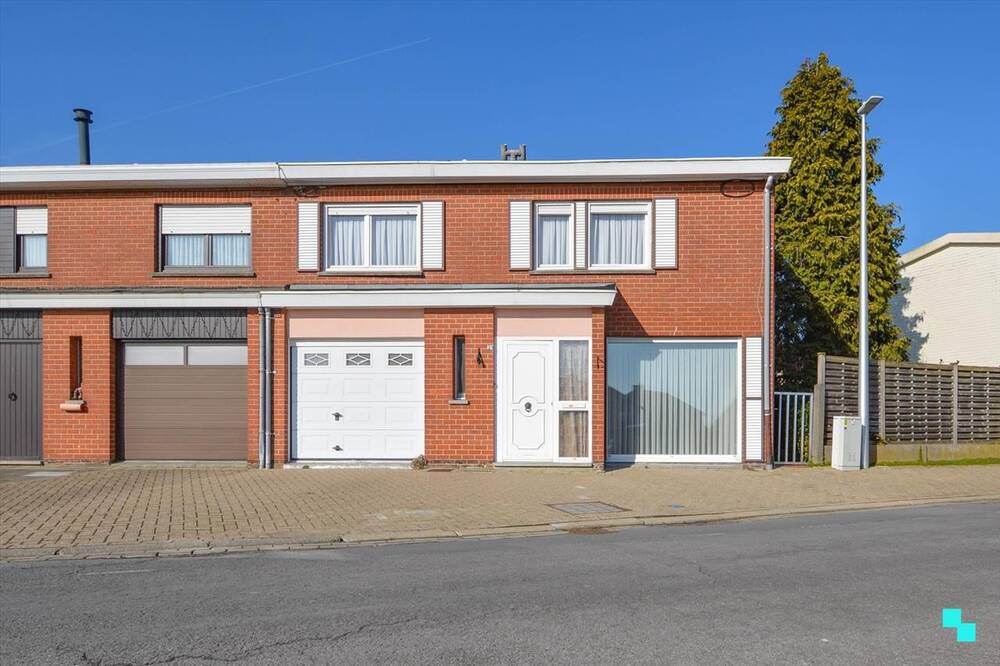 Huis te koop in Hooglede 8830 195000.00€ 4 slaapkamers 153.00m² - Zoekertje 453057