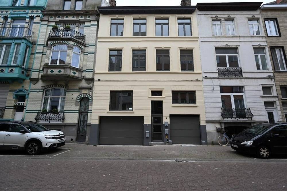Parking & garage te  huur in Oostende 8400 150.00€  slaapkamers m² - Zoekertje 453442