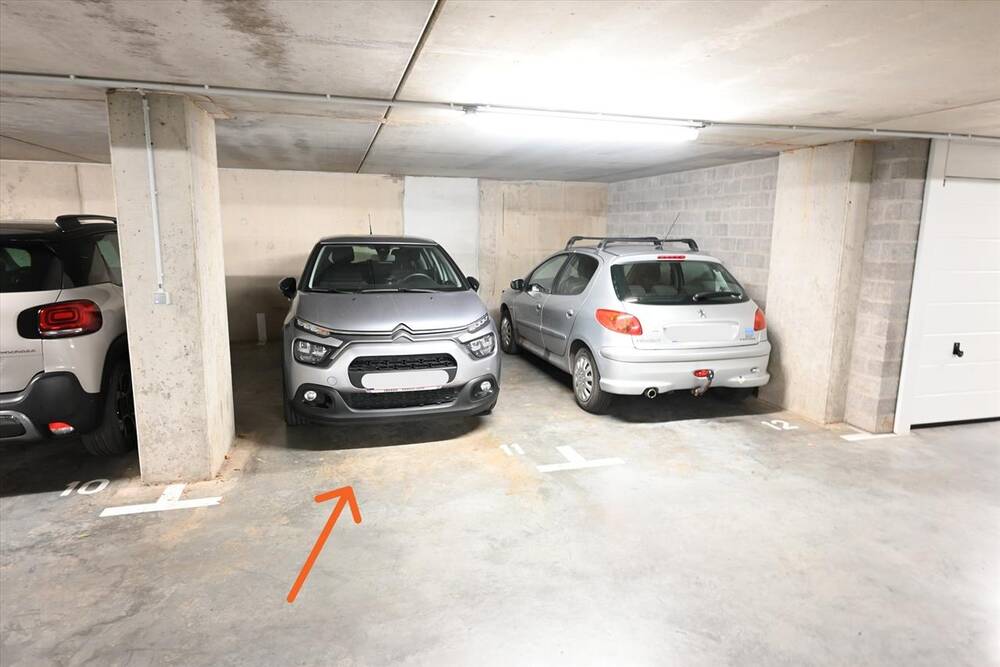Parking & garage te  koop in Assebroek 8310 22500.00€  slaapkamers m² - Zoekertje 453531