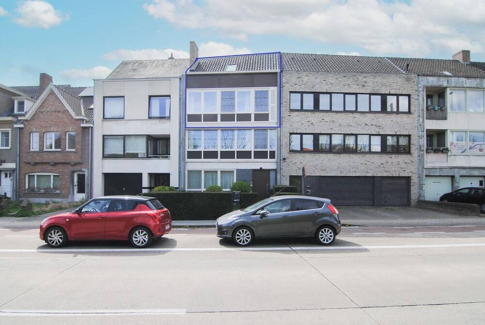 Appartement te  koop in Sint-Andries 8200 242000.00€ 3 slaapkamers 113.00m² - Zoekertje 453565