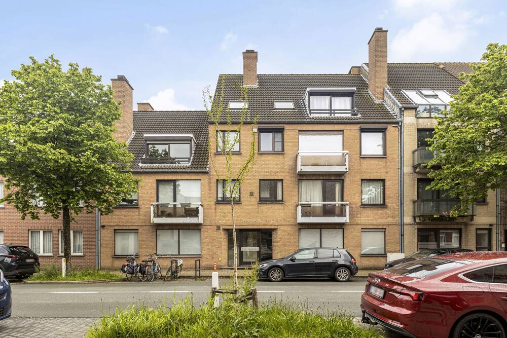 Appartement te  koop in Sint-Andries 8200 199000.00€ 2 slaapkamers 90.00m² - Zoekertje 453862