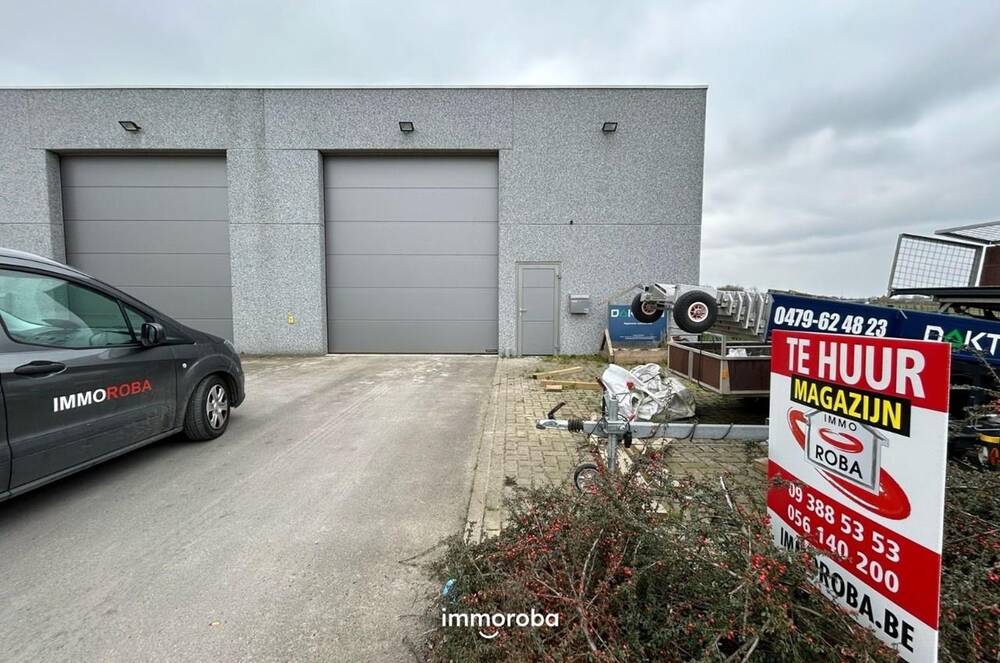 Handelszaak te  huur in Wakken 8720 920.00€  slaapkamers m² - Zoekertje 454287