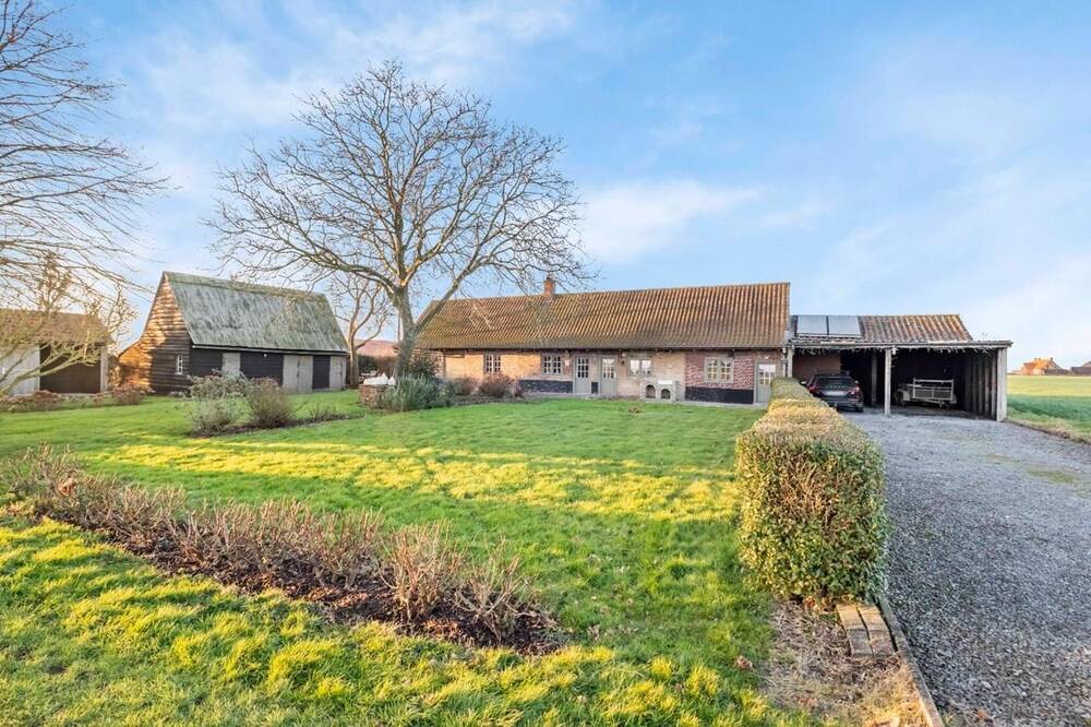 Bungalow te  koop in Proven 8972 569000.00€ 4 slaapkamers 146.00m² - Zoekertje 454738
