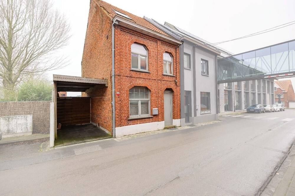Huis te  koop in Tielt 8700 259000.00€ 3 slaapkamers 146.00m² - Zoekertje 454851