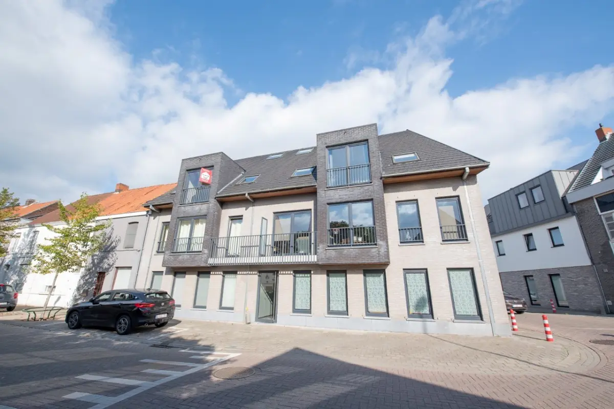 Appartement te  huur in Waregem 8790 800.00€ 2 slaapkamers 100.00m² - Zoekertje 454288