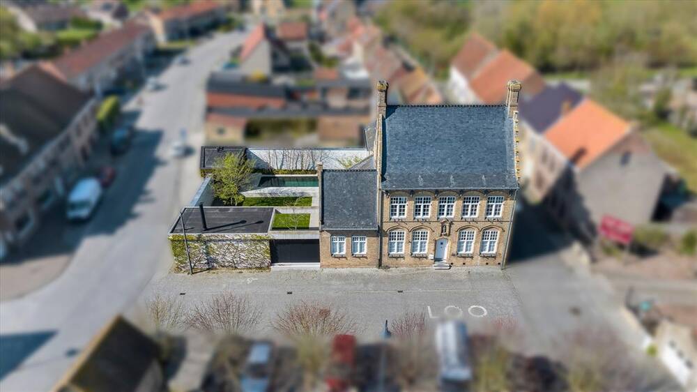 Huis te koop in Lo-Reninge 8647 1195000.00€ 4 slaapkamers 350.00m² - Zoekertje 454064