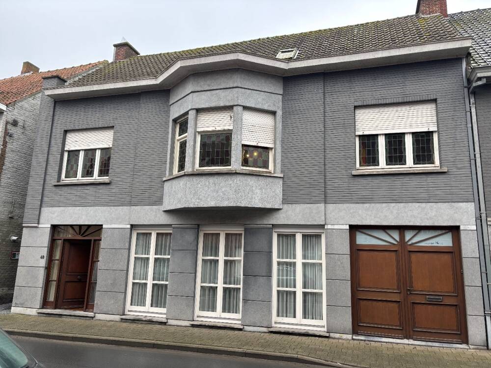 Huis te  koop in Ledegem 8880 249000.00€ 4 slaapkamers 372.00m² - Zoekertje 454498