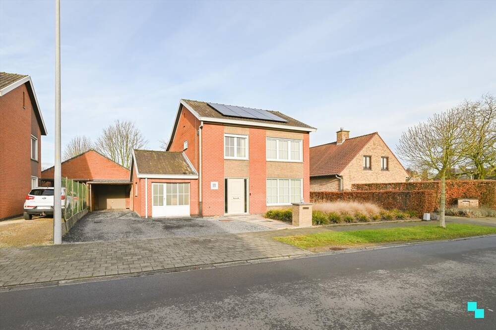 Huis te koop in Izegem 8870 310000.00€ 3 slaapkamers 196.00m² - Zoekertje 455559