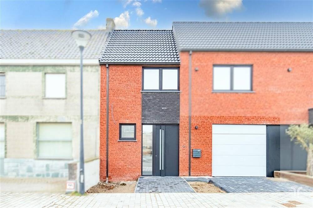 Huis te koop in Mannekensvere 8433 399000.00€ 3 slaapkamers 172.00m² - Zoekertje 454478