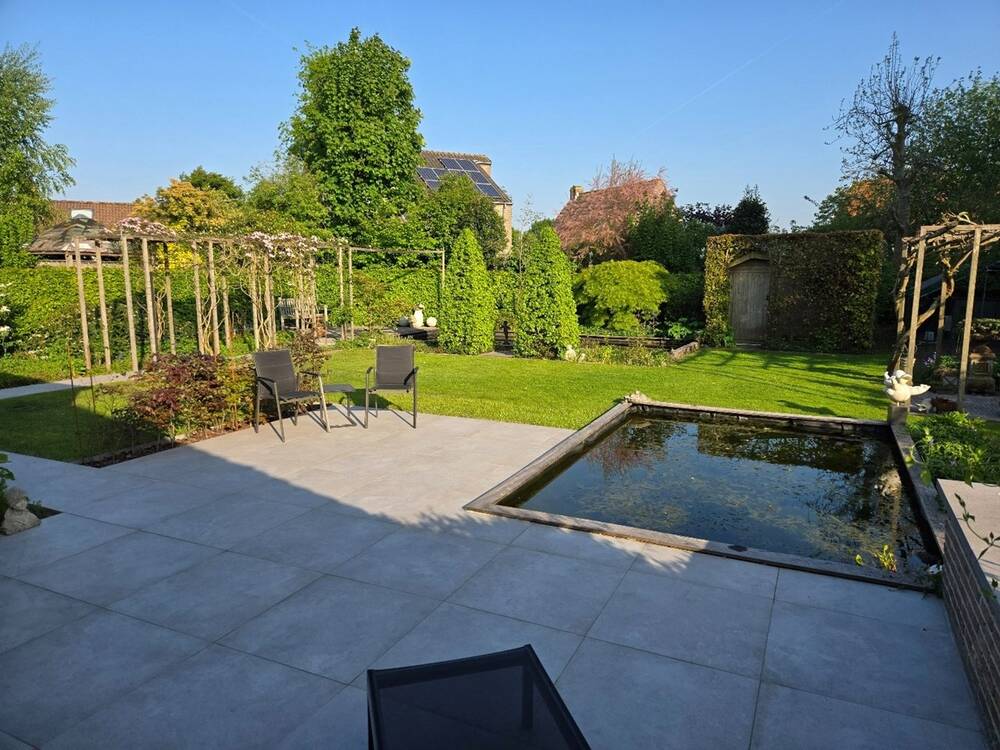 Villa te  in Sint-Kruis 8310 598000.00€ 4 slaapkamers 205.00m² - Zoekertje 455012