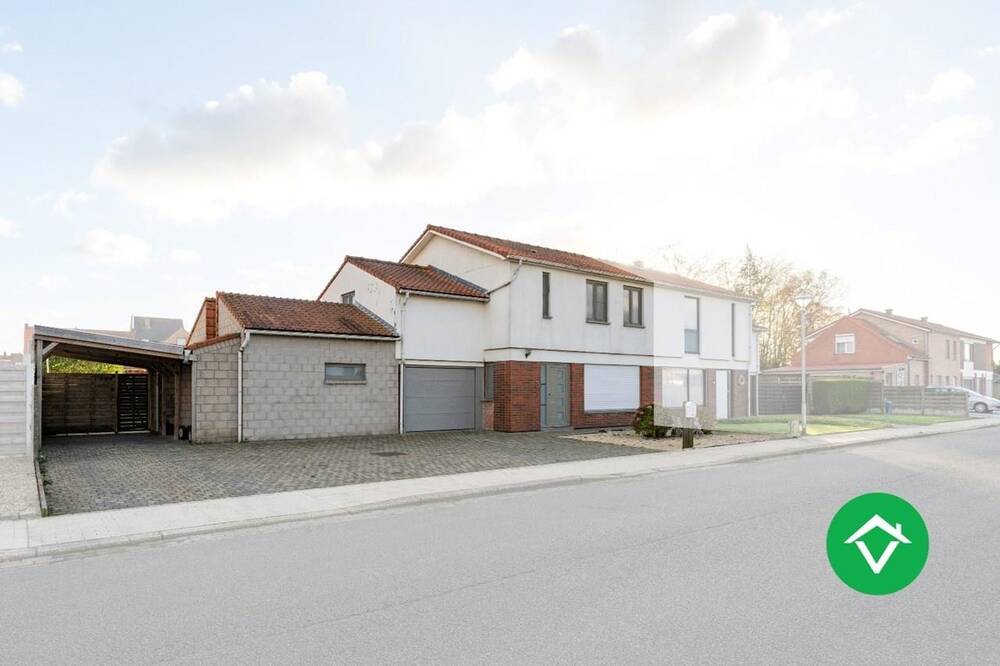 Huis te  koop in Koekelare 8680 310000.00€ 5 slaapkamers 208.00m² - Zoekertje 455725