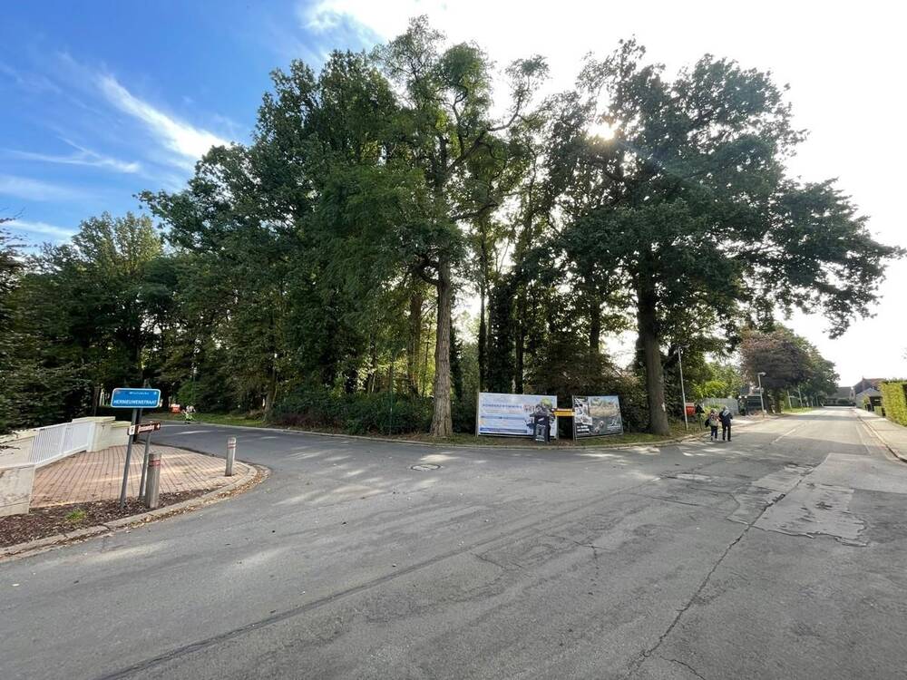 Grond te  koop in Wielsbeke 8710 339000.00€  slaapkamers m² - Zoekertje 456710