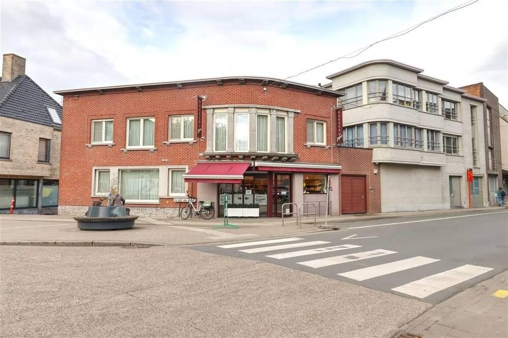 Handelszaak te  koop in Gullegem 8560 265000.00€ 3 slaapkamers 272.00m² - Zoekertje 456601