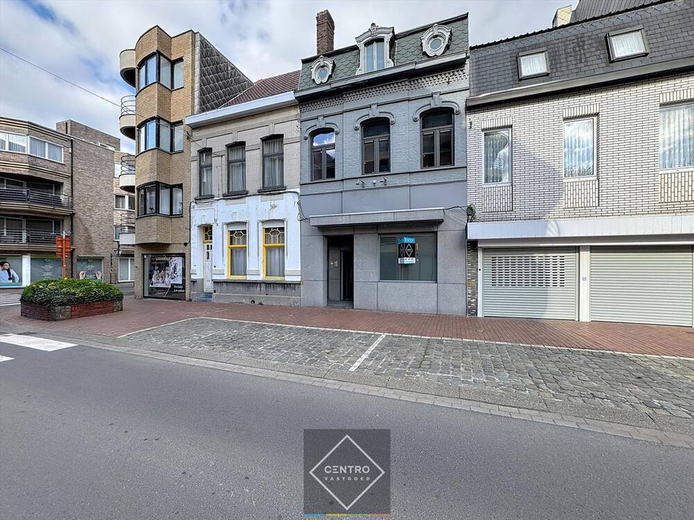 Huis te  koop in Roeselare 8800 299000.00€ 4 slaapkamers 142.00m² - Zoekertje 456896
