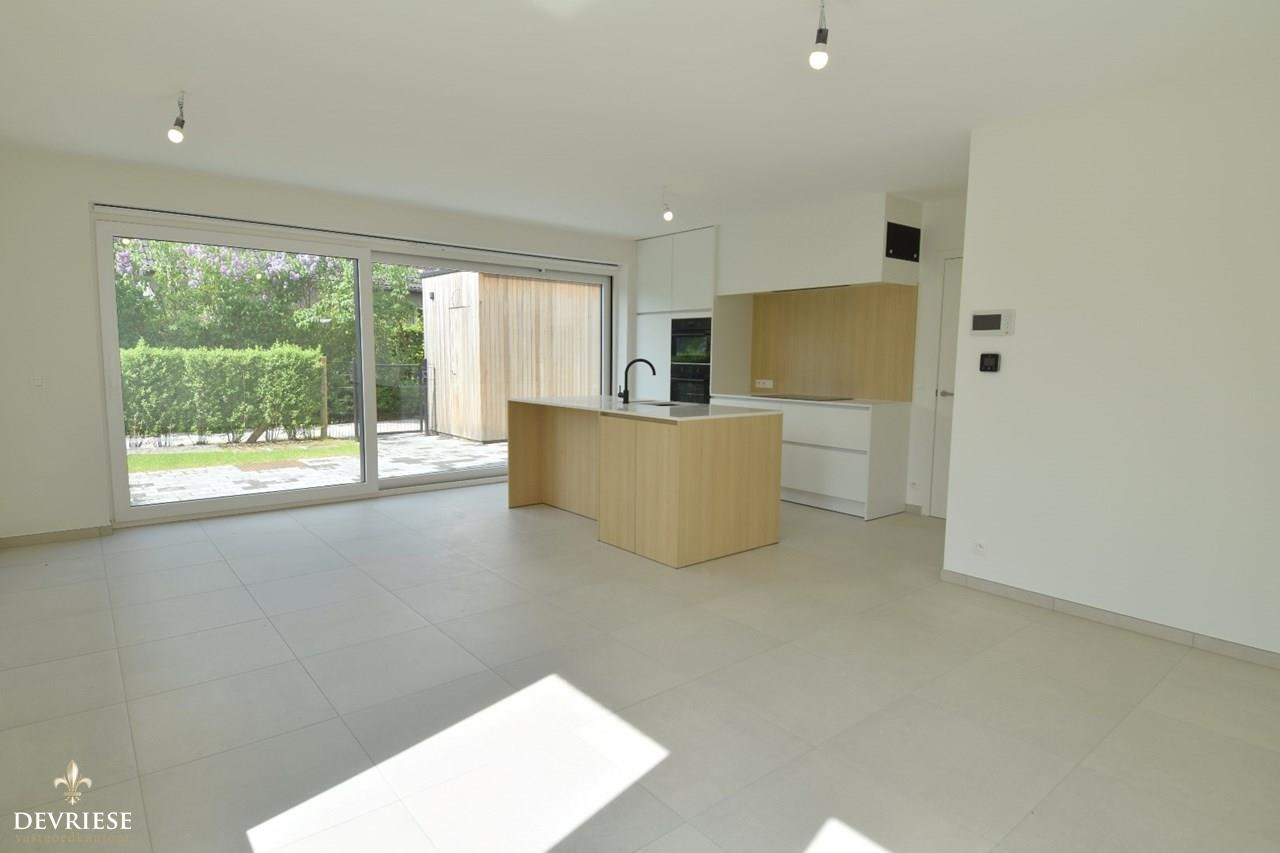 Huis te  huur in Westouter 8954 950.00€ 3 slaapkamers 120.00m² - Zoekertje 456582