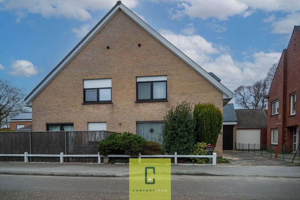 Huis te  koop in Sint-Andries 8200 329000.00€ 2 slaapkamers m² - Zoekertje 456455