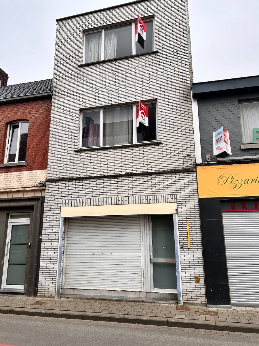 Huis te koop in Wervik 8940 99000.00€ 3 slaapkamers 180.00m² - Zoekertje 458131