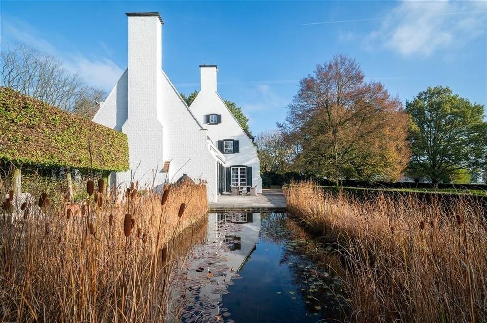 Huis te  koop in Bellegem 8510 0.00€ 4 slaapkamers 394.00m² - Zoekertje 457715