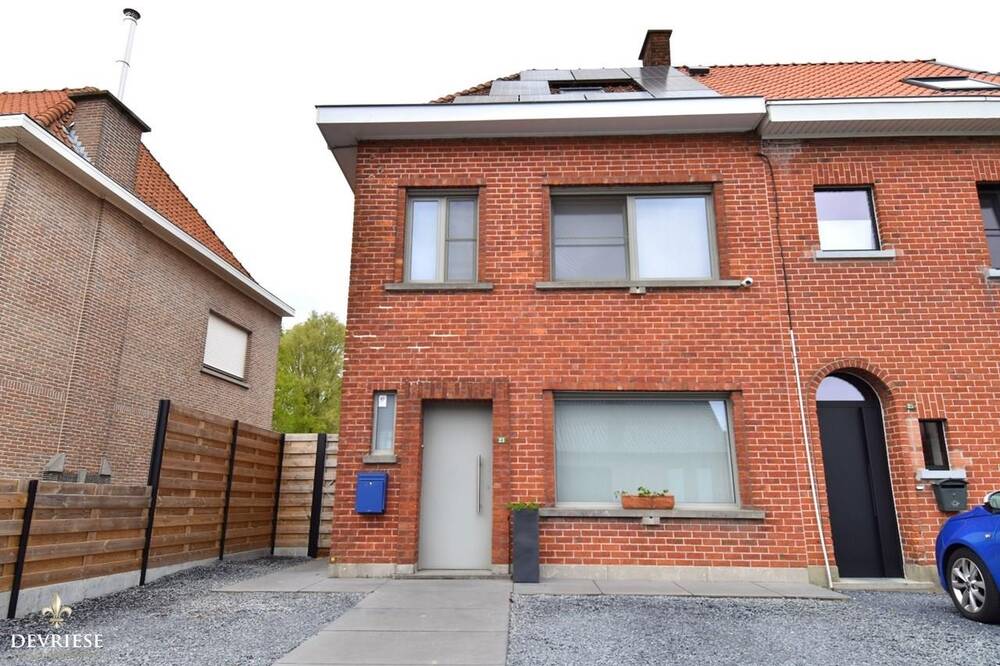Huis te koop in Gullegem 8560 328000.00€ 3 slaapkamers 145.00m² - Zoekertje 458200
