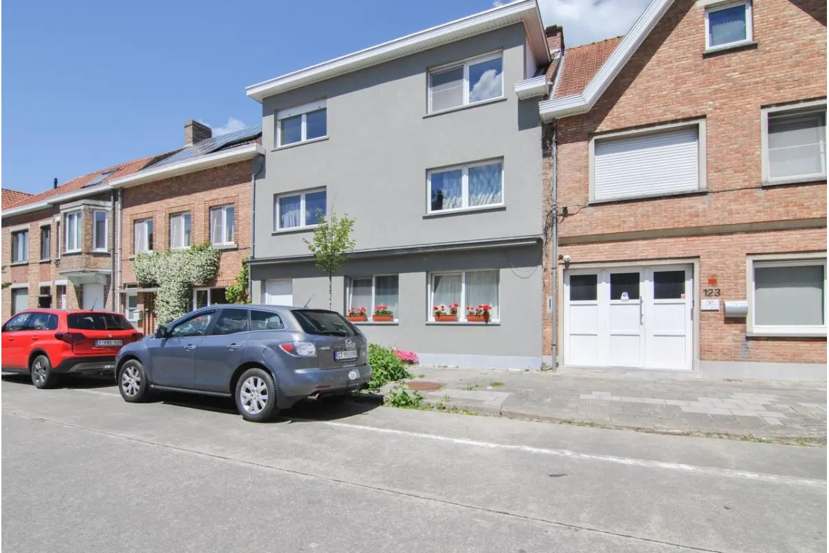 Huis te  koop in Sint-Andries 8200 695000.00€ 12 slaapkamers 382.00m² - Zoekertje 457366