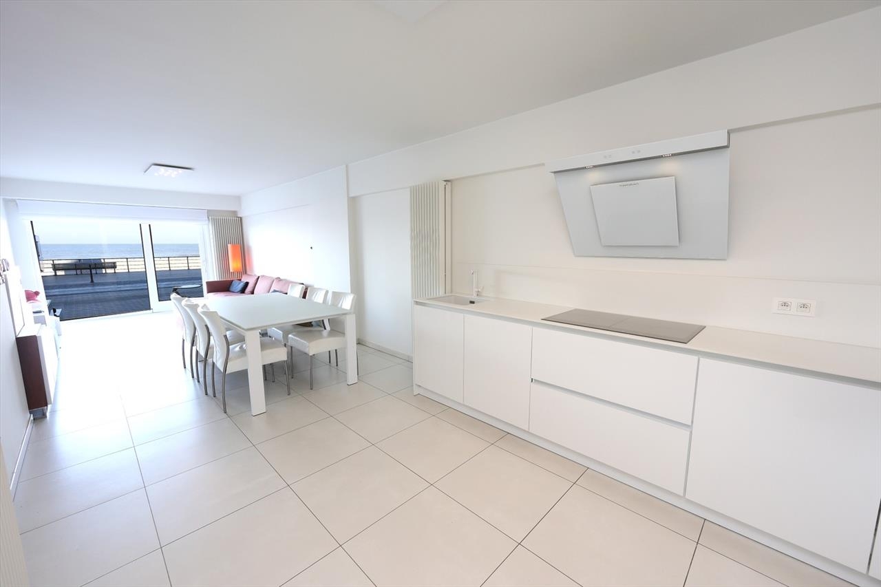 Appartement te  in Oostende 8400 379000.00€  slaapkamers m² - Zoekertje 457927