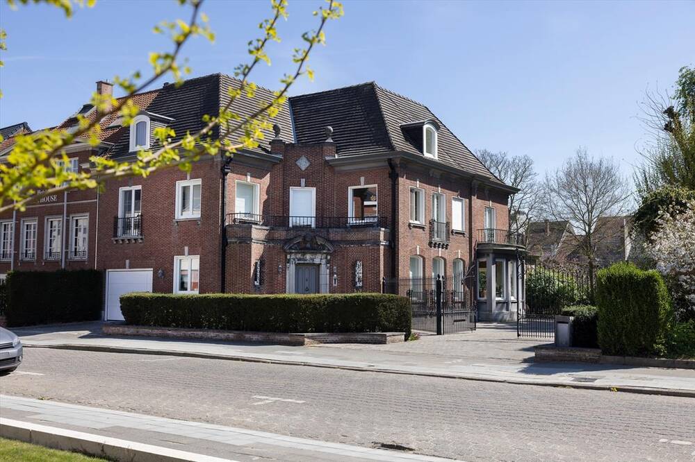Huis te koop in Kortrijk 8500 1275000.00€ 5 slaapkamers 515.00m² - Zoekertje 458856