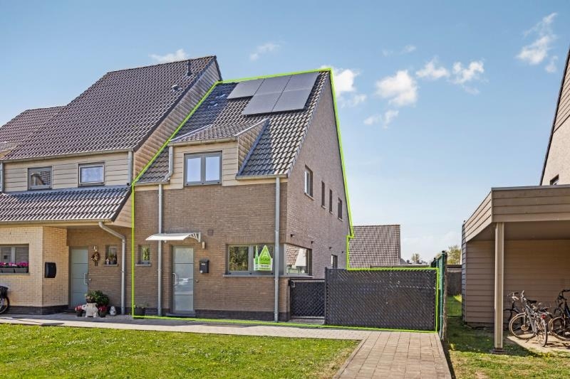 Huis te  koop in Roeselare 8800 299000.00€ 2 slaapkamers 138.00m² - Zoekertje 459205