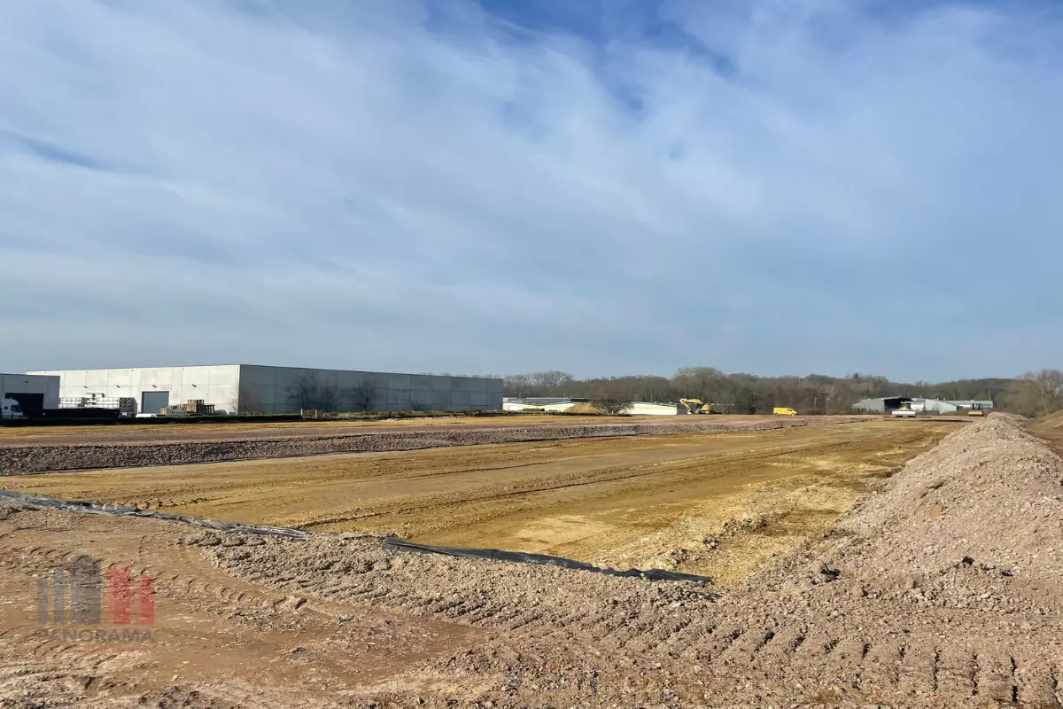 Handelszaak te  koop in Tielt 8700 1950000.00€  slaapkamers 1543.00m² - Zoekertje 458475