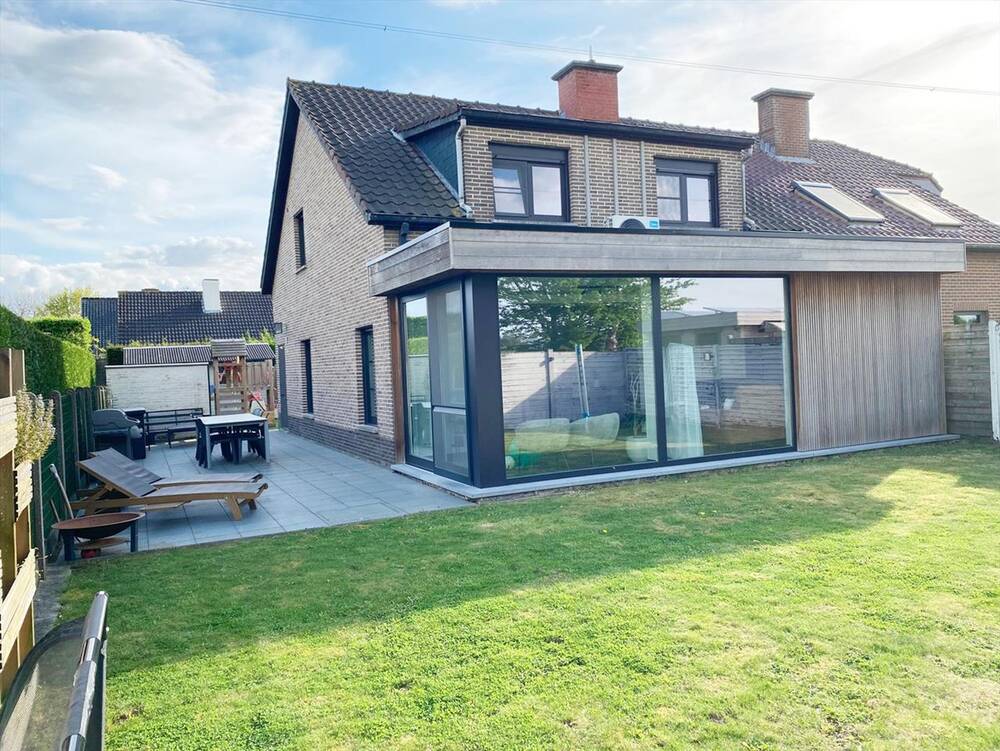 Huis te  koop in Deerlijk 8540 367000.00€  slaapkamers 150.00m² - Zoekertje 459191