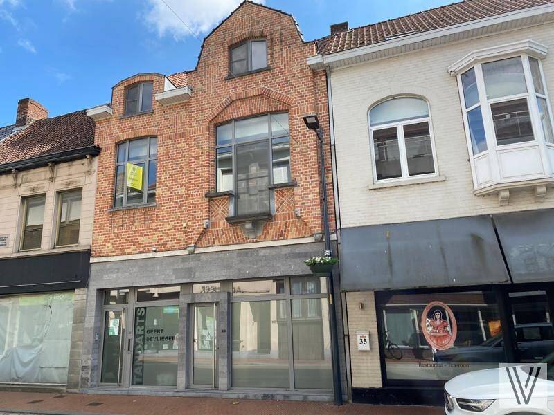 Huis te koop in Izegem 8870 295000.00€ 3 slaapkamers 150.00m² - Zoekertje 458609