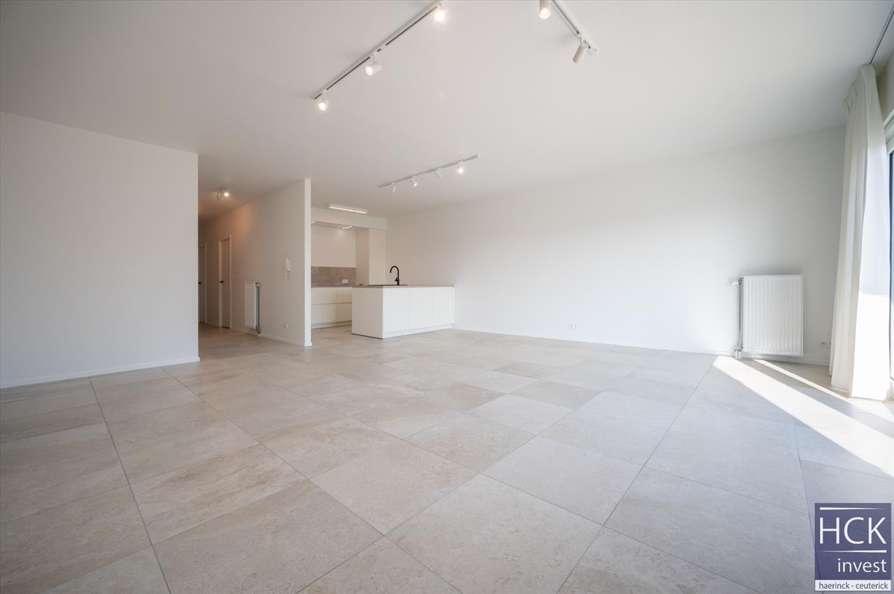 Appartement te  koop in Waregem 8790 275000.00€ 2 slaapkamers 96.00m² - Zoekertje 458896