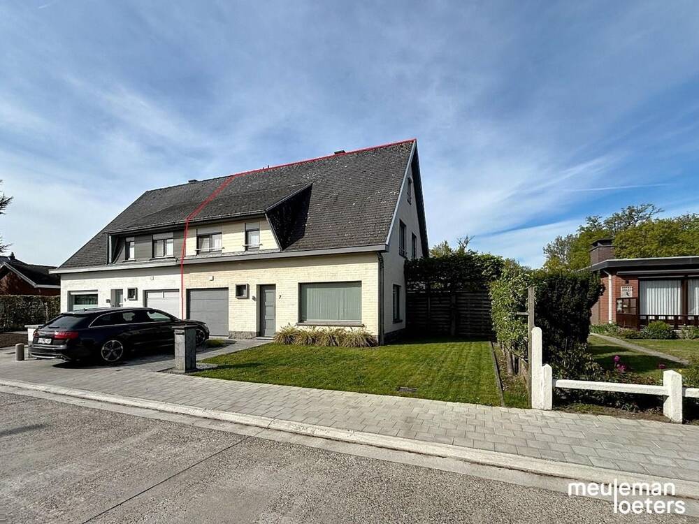 Huis te  huur in Sint-Andries 8200 1300.00€ 4 slaapkamers m² - Zoekertje 459447