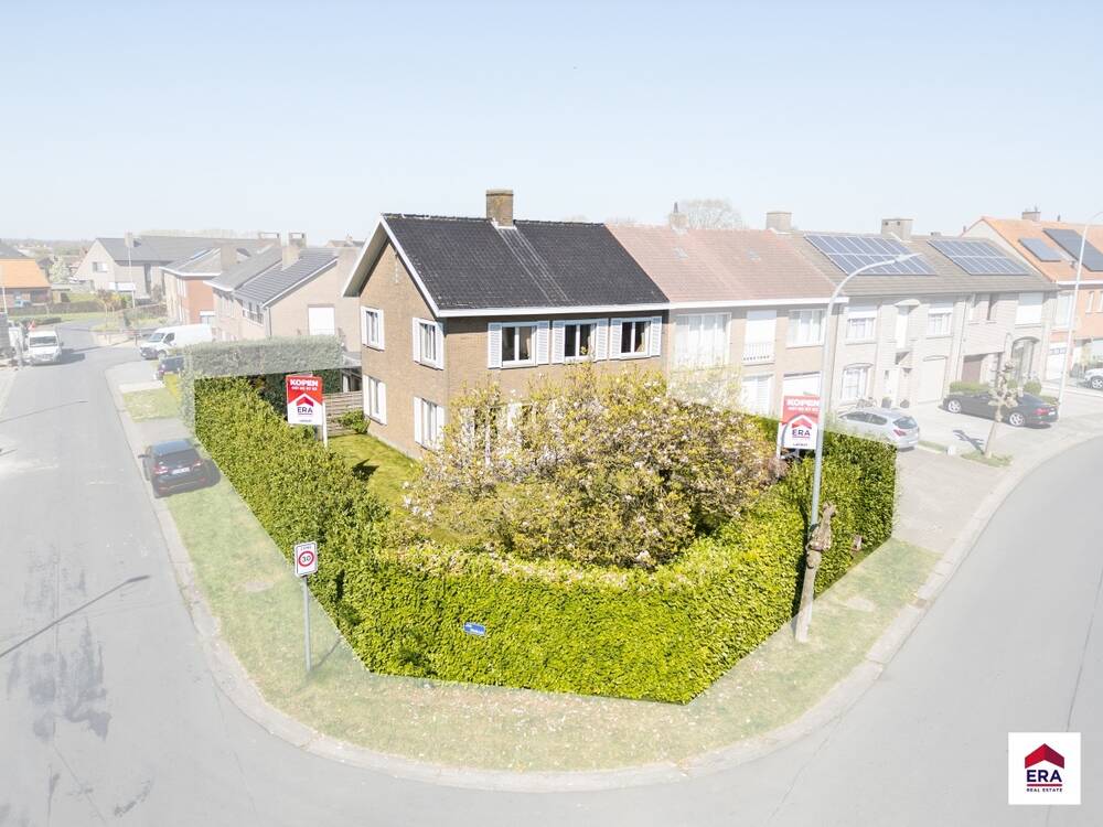 Huis te  koop in Tielt 8700 339000.00€ 3 slaapkamers 242.00m² - Zoekertje 458306
