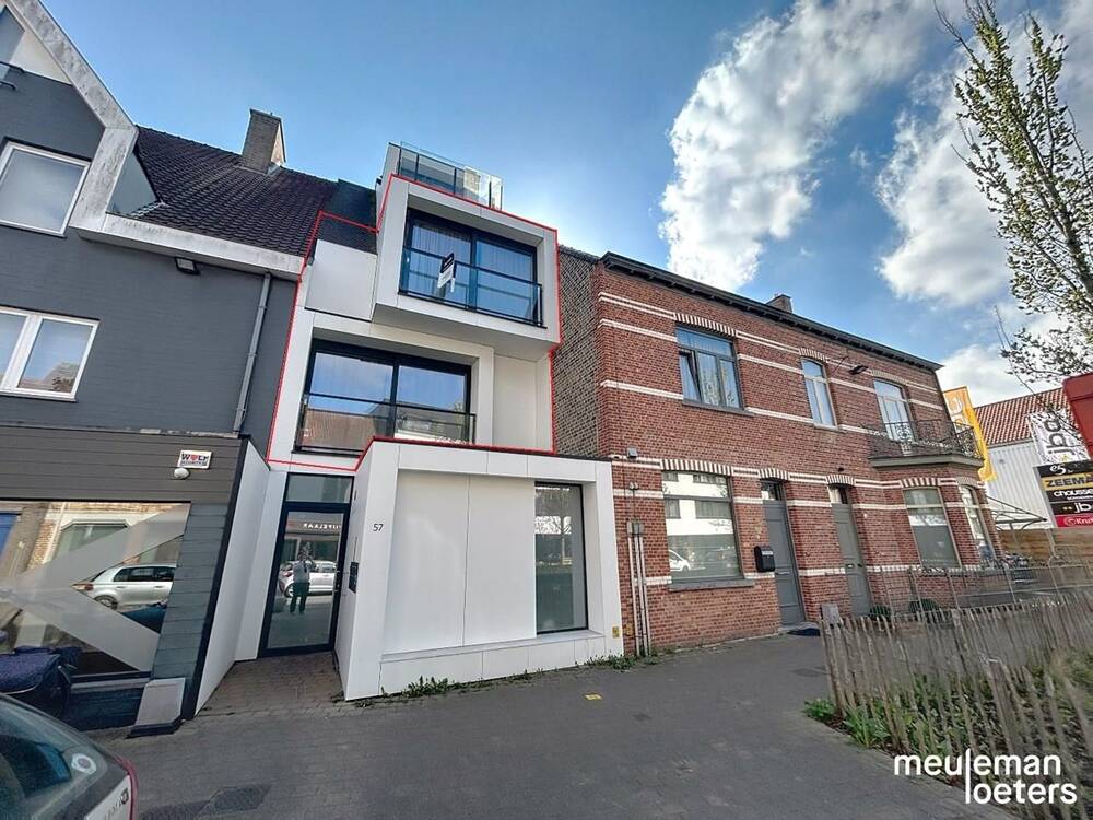 Appartement te  huur in Oostkamp 8020 795.00€ 1 slaapkamers m² - Zoekertje 458578
