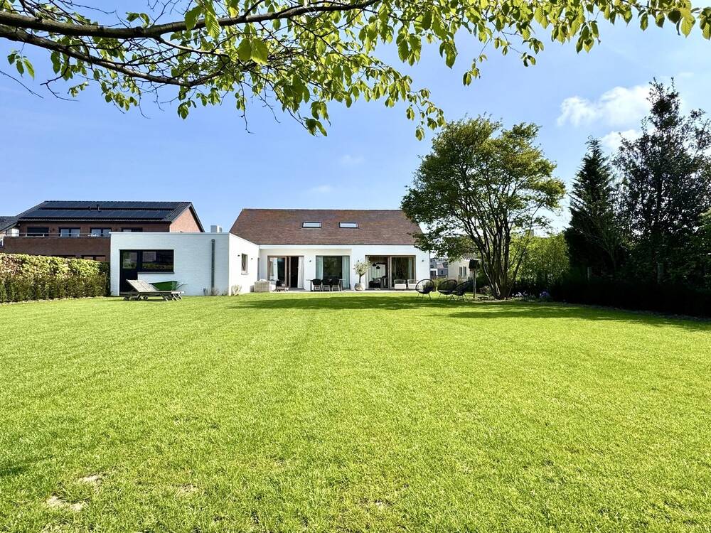 Huis te  koop in Zwevegem 8550 798000.00€ 4 slaapkamers 275.00m² - Zoekertje 459488