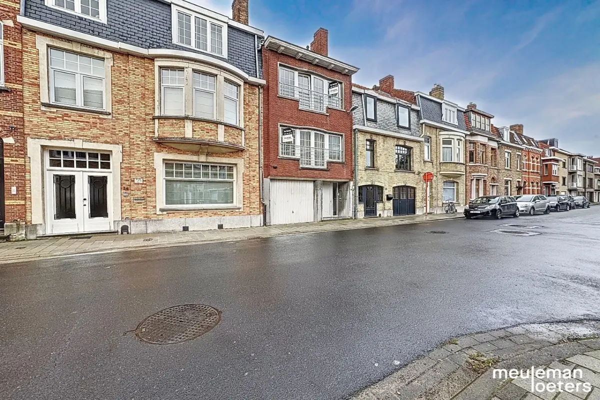 Huis te  koop in Assebroek 8310 295000.00€ 2 slaapkamers 108.00m² - Zoekertje 459910