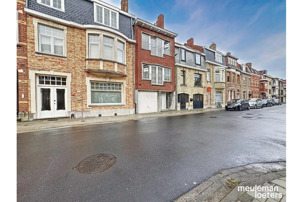 Huis te  koop in Assebroek 8310 295000.00€ 2 slaapkamers 108.00m² - Zoekertje 459910