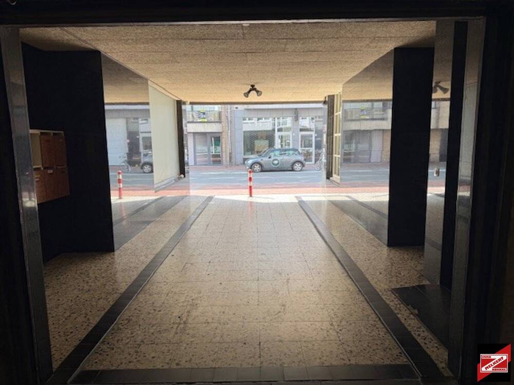 Parking & garage te  koop in Knokke-Heist 8300 99000.00€  slaapkamers m² - Zoekertje 459823