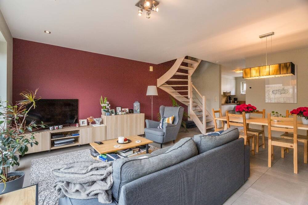 Huis te  koop in Heule 8501 260000.00€ 4 slaapkamers 165.00m² - Zoekertje 459555