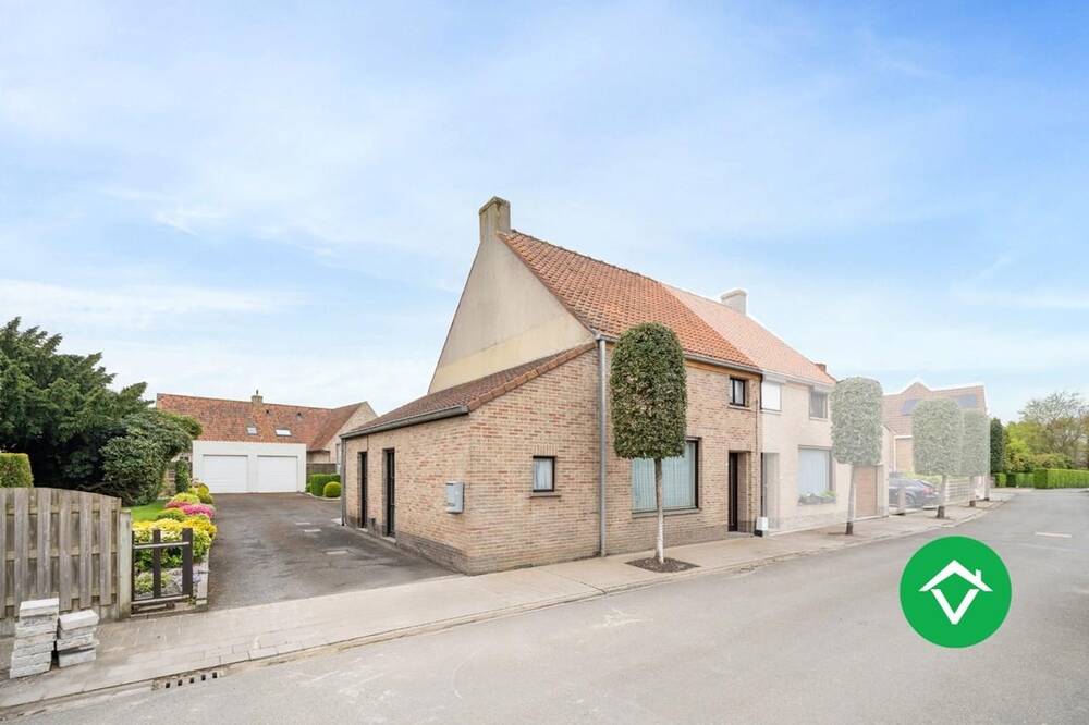 Huis te  koop in Koekelare 8680 219000.00€ 3 slaapkamers 145.00m² - Zoekertje 460164