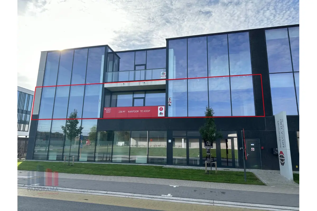 Handelszaak te  koop in Lendelede 8860 366246.00€  slaapkamers 236.00m² - Zoekertje 461134