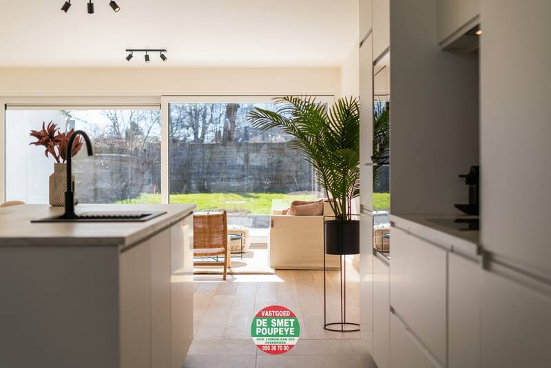 Huis te koop in Assebroek 8310 579000.00€ 4 slaapkamers 208.00m² - Zoekertje 461025